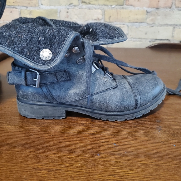 Roxy Shoes - Roxy Steel Grey Boots size 7.5